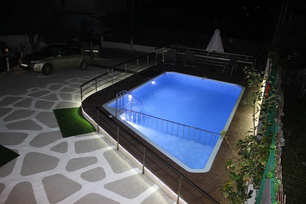 Villa Sofia Filoxenia House à Kalyves Extérieur photo
